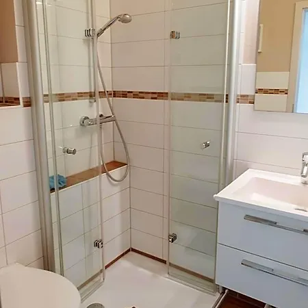 Hotel Gaestehaus Broecker