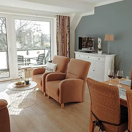 Gaestehaus Broecker Hotel 4*
